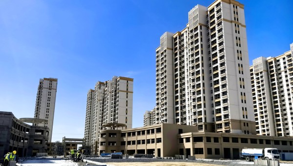 为推动党建工作深度融入中心任务，充分激发全员干事创业活力，全力推进项目复工复产，近日，兰州新区职投公司党支部、必赢242net官网新区公司第一党支部、西部市政建设集团三公司党支部联合开展了“党建引领强引擎百日攻坚